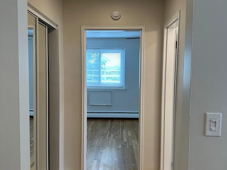 37-47 Westervelt Pl #4AF — Photo 6
