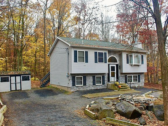 2nd image of 3430 Crestwood Dr
