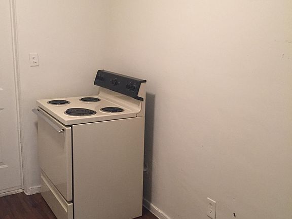 3rd image of 2645 W Morten Ave APT 3