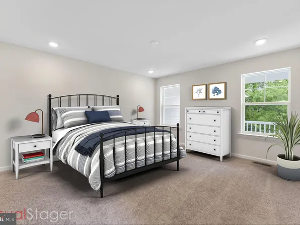 286 Honey Ln #E28, Norristown, PA 19401
