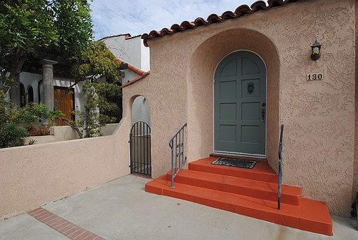 2nd image of 130 La Verne Ave