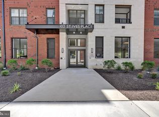 102 Saint Ives Pl APT 401, Oxon Hill, MD 20745