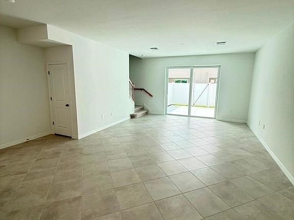 5th image of 14804 Bluewater Rd