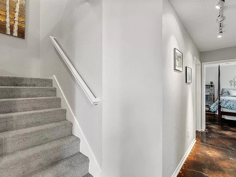 2956 S Bend Dr — Photo 28