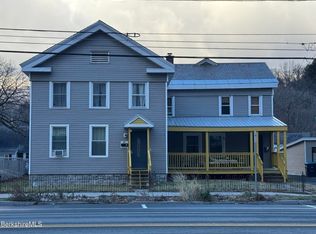 47 Commercial St, Adams, MA 01220
