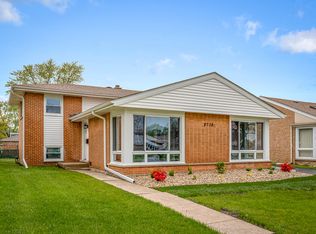 8738 N Osceola Ave, Niles, IL 60714