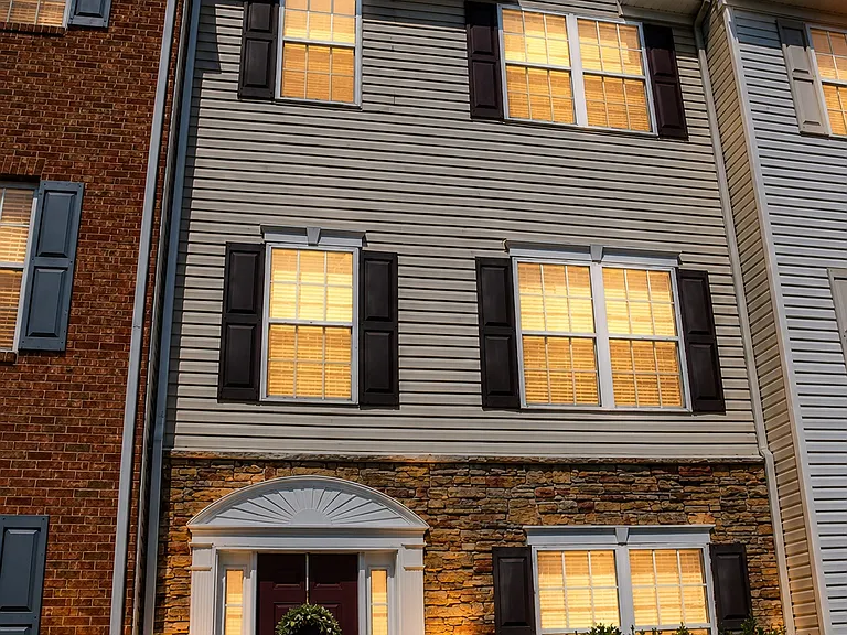 106 Clearwater Ct — Photo 2