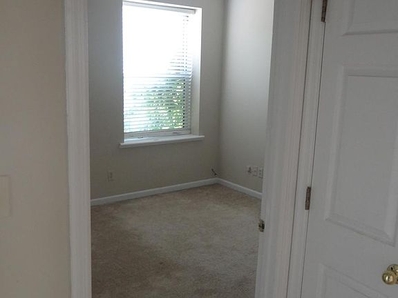 2nd image of 5936 McPherson Ave