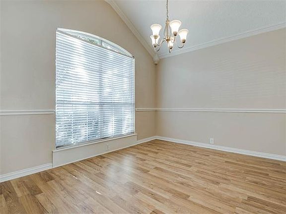 5th image of 1001 Blackwell Dr