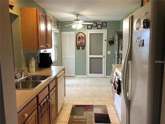 2nd image of 119 SW Grimaldo Ter