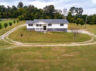 1118 Zirkle Rd, Dandridge, TN 37725