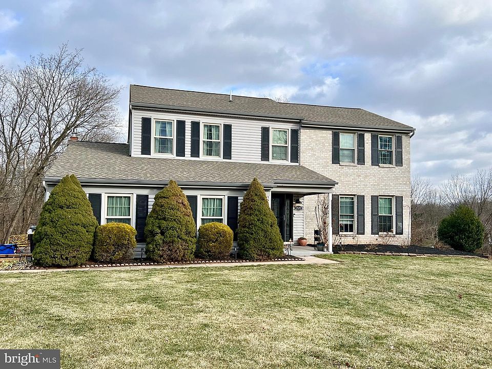 1st image of 1520 Susan Dr