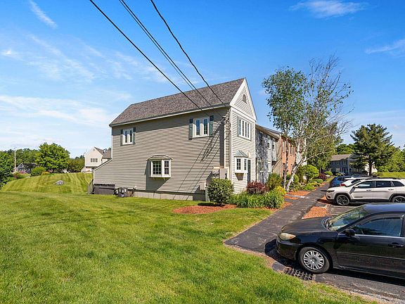 2nd image of 928 Fox Hollow Drive