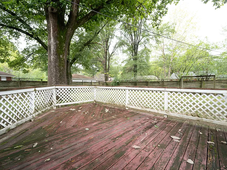 4586 Amboy Rd — Photo 8