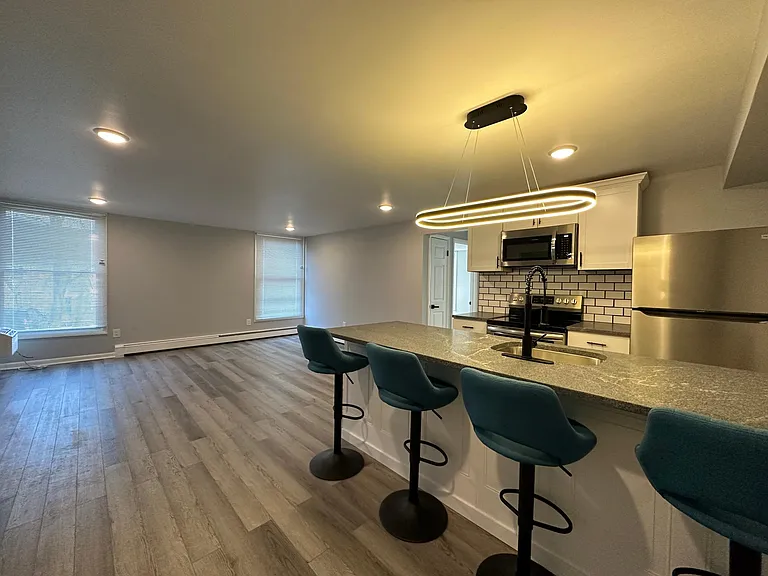 910 Teall Ave #4 — Photo 8