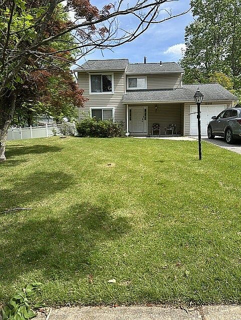 1st image of 15915 Perkins Ln