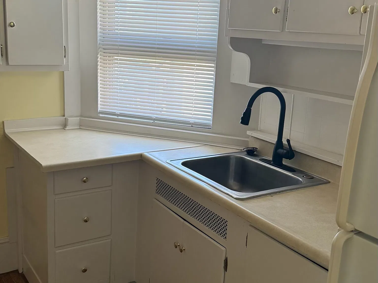 2 bed, 700 sqft, $850 — Photo 4