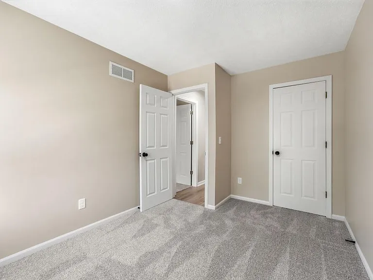 11804 Oakmont St — Photo 14