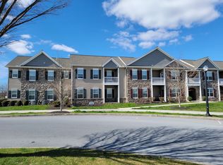 619 Thornberry Ln APT 106, Lititz, PA 17543