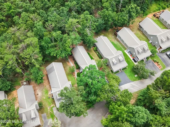 26 Betty Blvd #173, Iuka, MS 38852