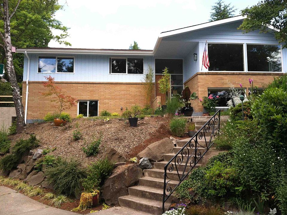 2nd image of 4102 51st Ave NE
