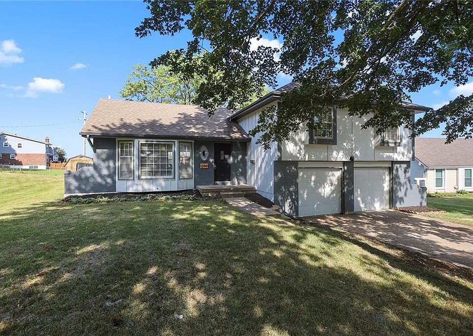 1st image of 12941 Fuller Ave