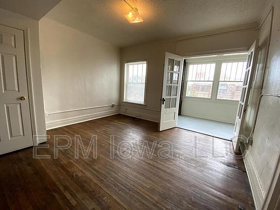 4th image of 608 Wellington Ct #A3