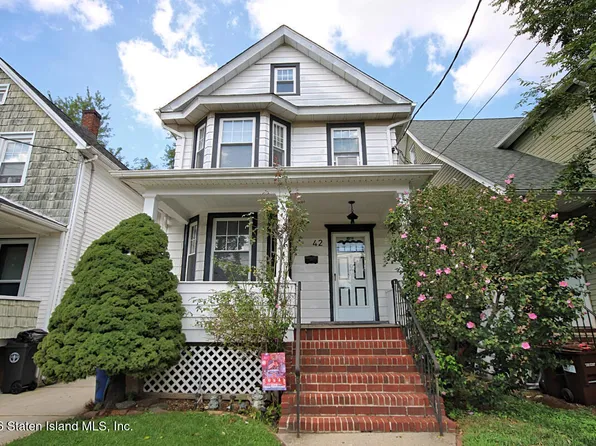 42 Cortlandt St, Staten Island, NY 10302