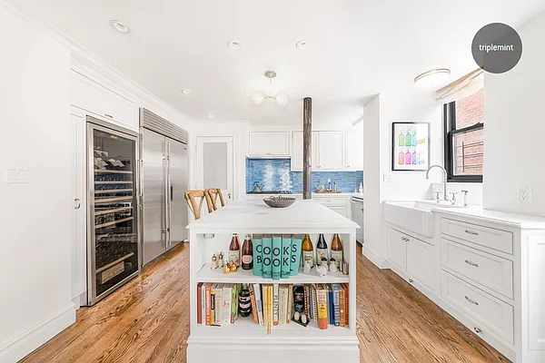 Sold by Triplemint | media 14