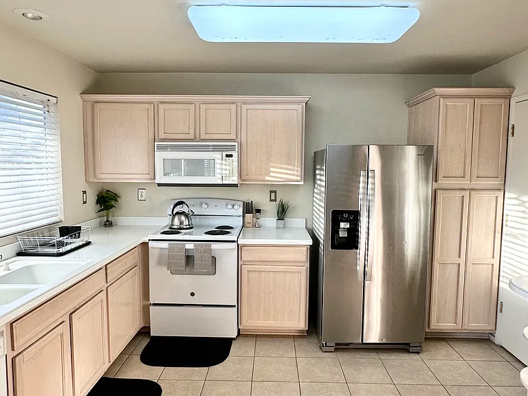 3755 Morningside Ave — Photo 30