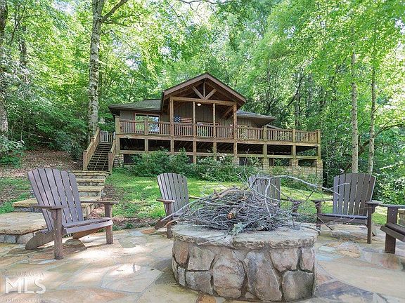 2nd image of 137 Hilltop Cir