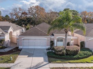 390 Royal Palm Way, Spring Hill, FL 34608