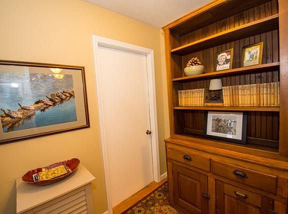 2nd image of 835 Trailridge E