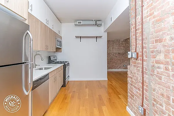 Rented by MySpaceNYC | media 3