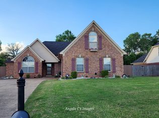 6888 Tyler Dr, Walls, MS 38680