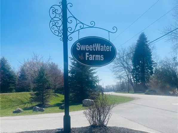 9509 Sweetwater Ln, Sylvania, OH 43560