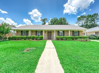 1430 Neptune Ln, Houston, TX 77062
