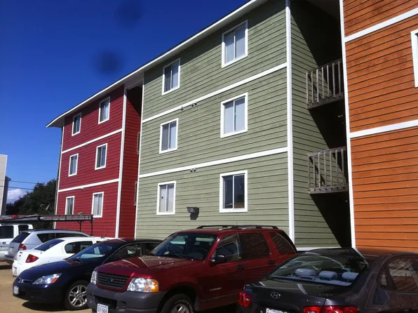 9516 4th Bay St APT 102, Norfolk, VA 23518