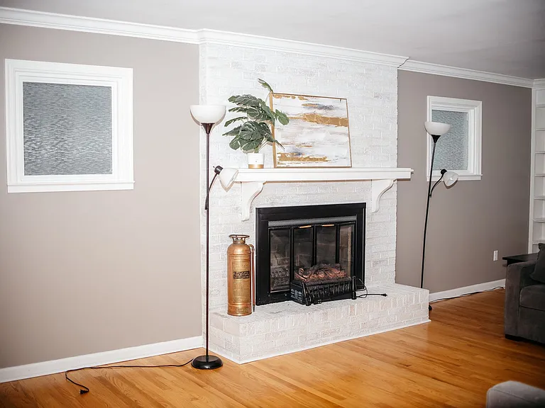 1449 Jill Dr — Photo 6