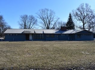 210 S Westview Dr, Pontiac, IL 61764