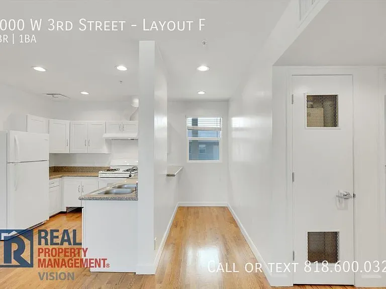 2000 W 3rd St — Photo 20