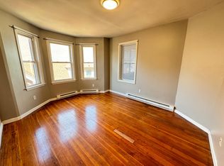 20 Huss Ct APT 304, Lynn, MA 01905