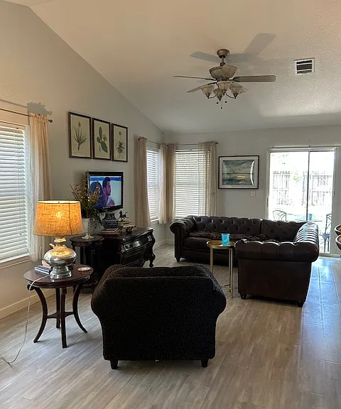 114 Prairie Springs Loop — Photo 3