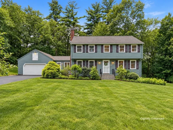 10 Beaver Dam Dr, Westford, MA 01886