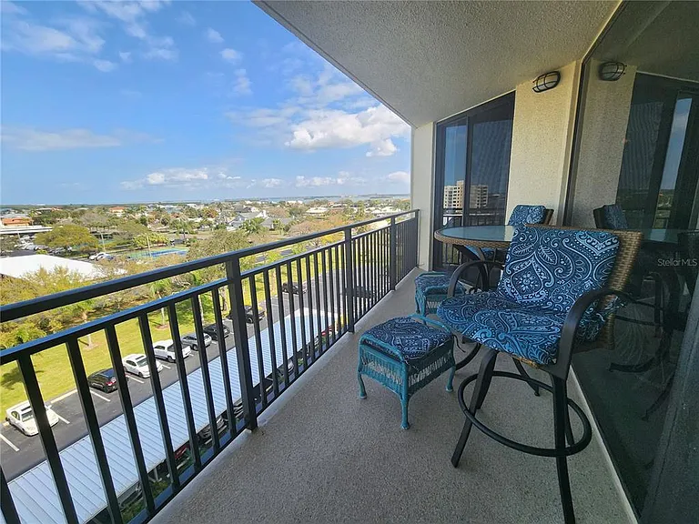 690 Island Way #708 — Photo 15