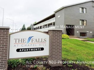 1017 Howe Ave #23, Cuyahoga Falls, OH 44221