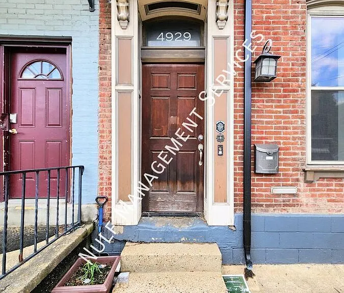 4929 Butler St #1 — Photo 8