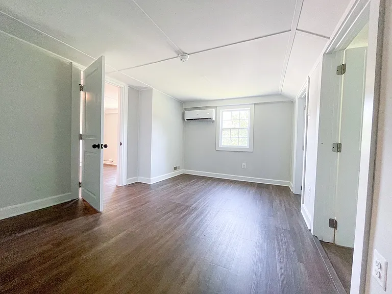 19831 Point Lookout Rd #3 — Photo 6