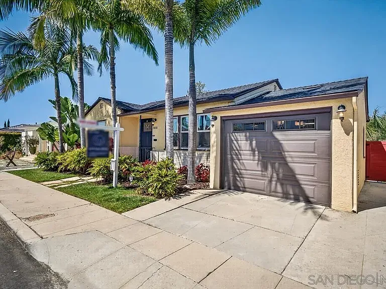 5438 Gilbert Dr #C — Photo 2