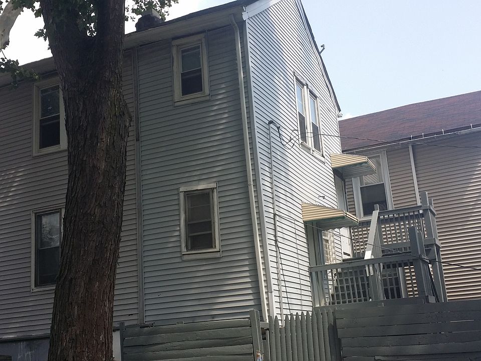 2nd image of 2659 W 23rd Pl